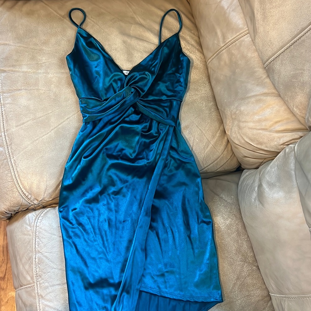 Short dress